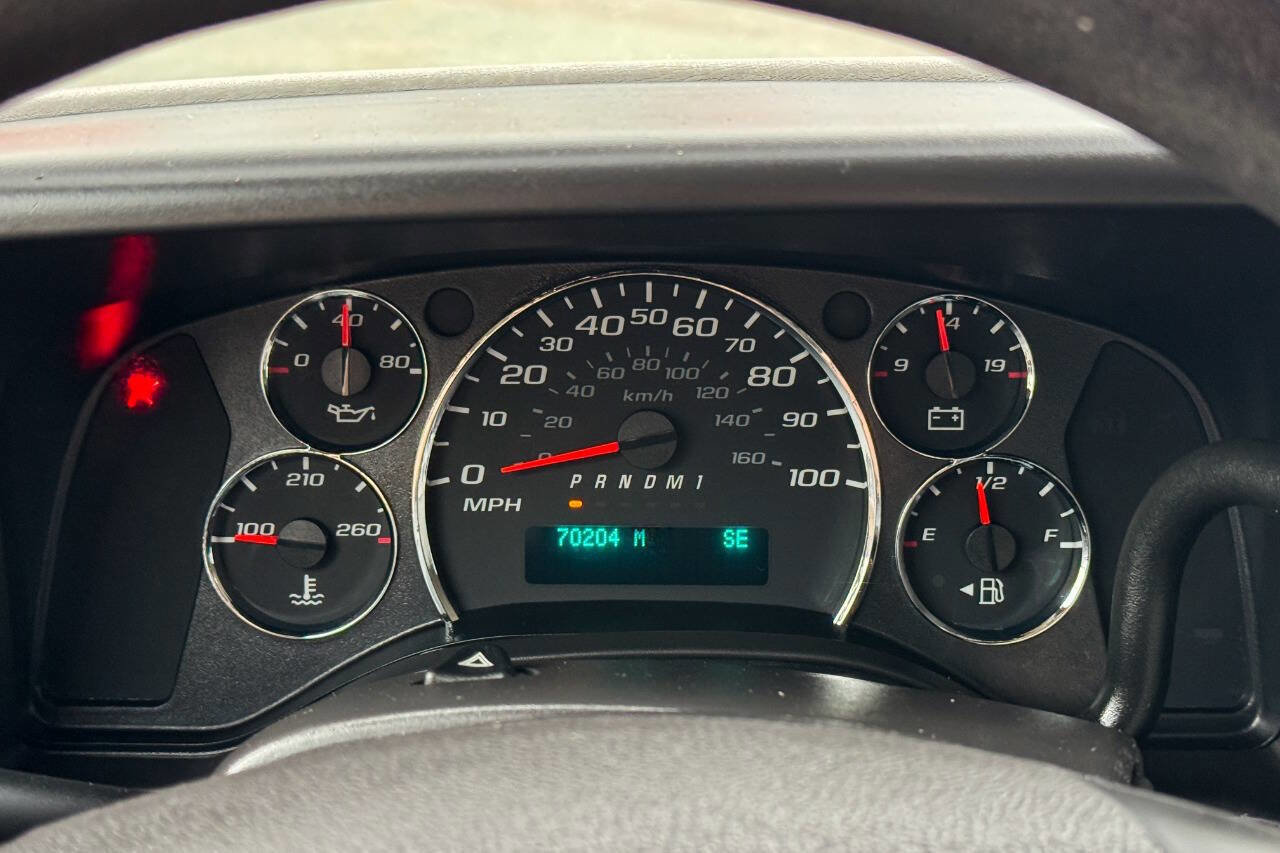 Used 2014 Chevrolet Express 2500 LS RWD image 25