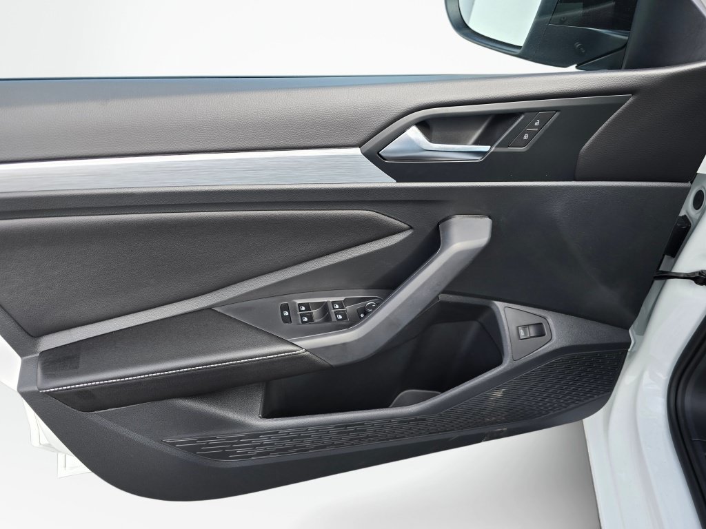 New 2026 Volkswagen Jetta Sport FWD image 18
