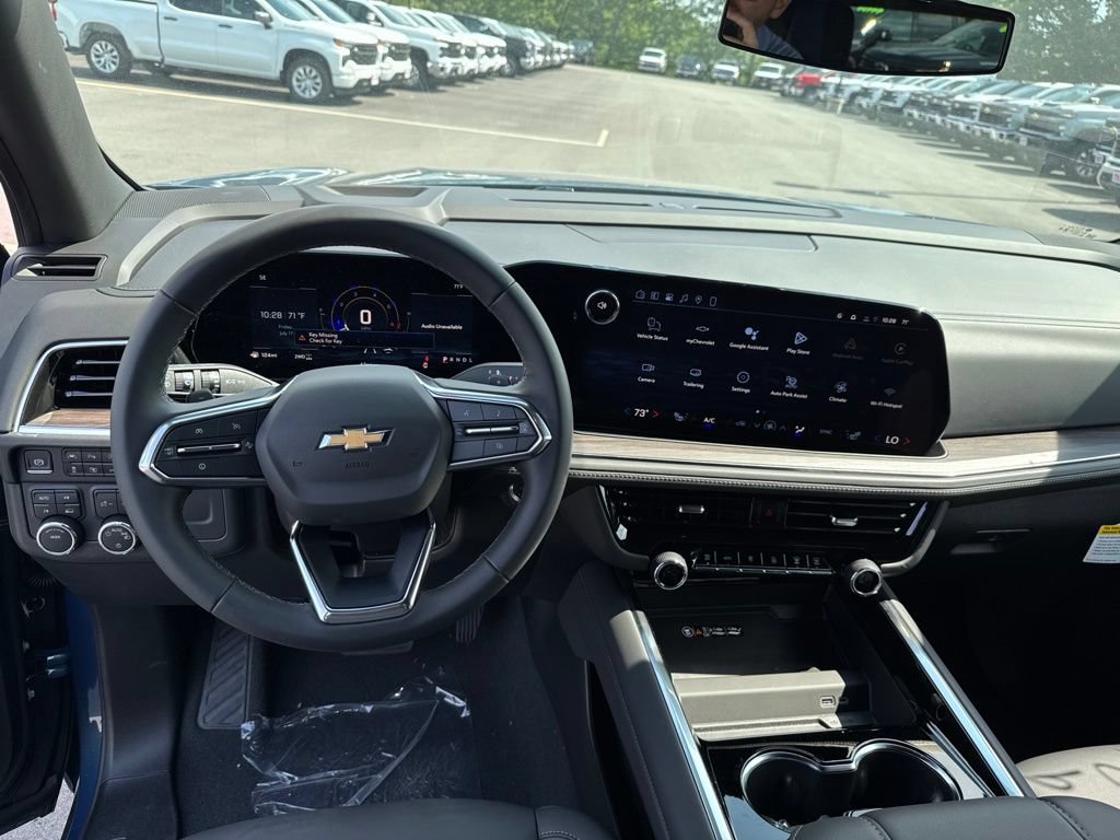 New 2026 Chevrolet Suburban LT AWD/4WD image 26