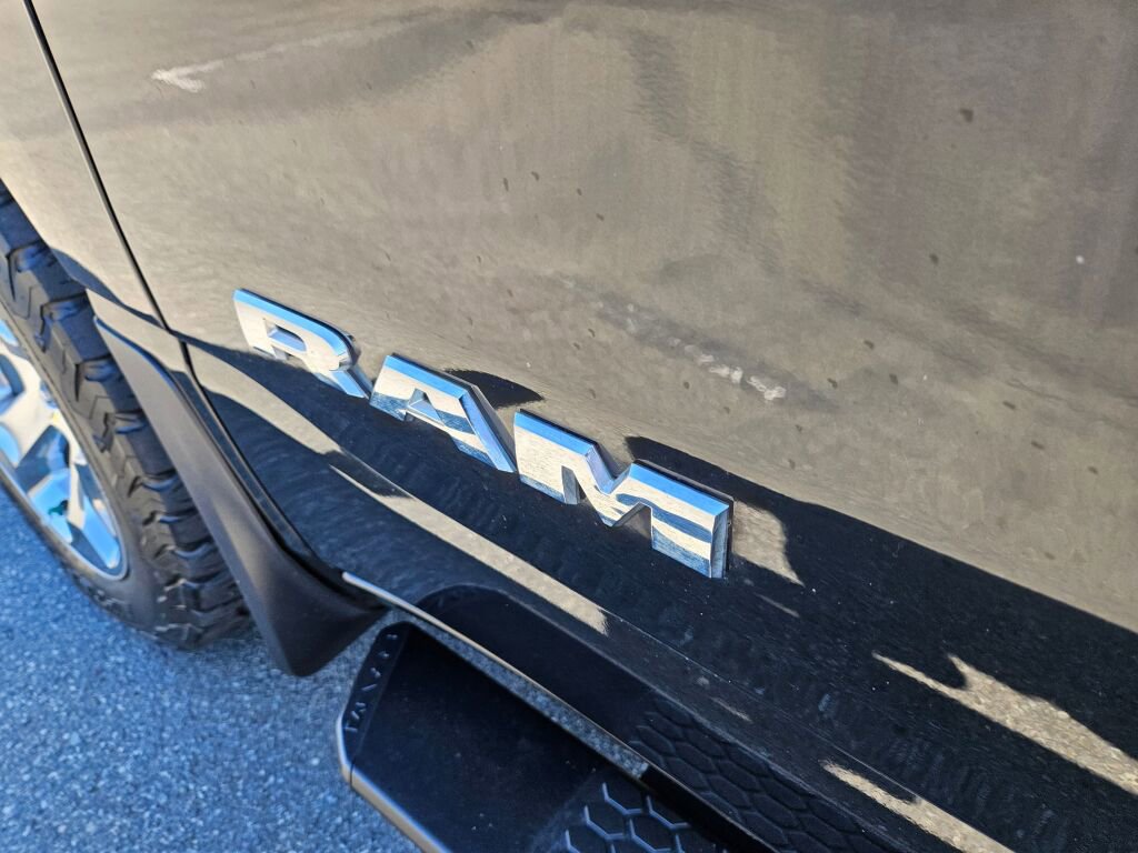 Used 2022 RAM 1500 Big Horn image 11