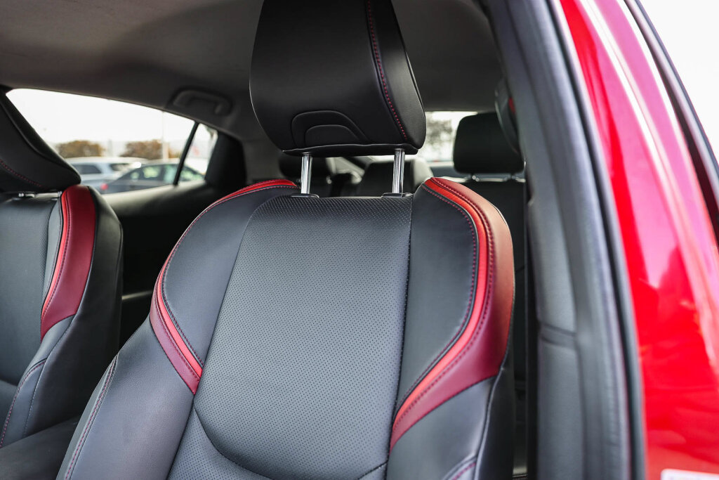 Certified 2023 Toyota Prius Prime FWD image 17