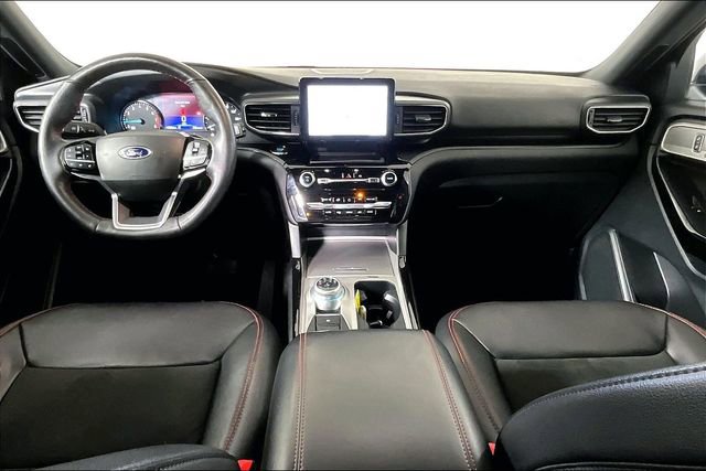 Used 2023 Ford Explorer ST-Line image 15