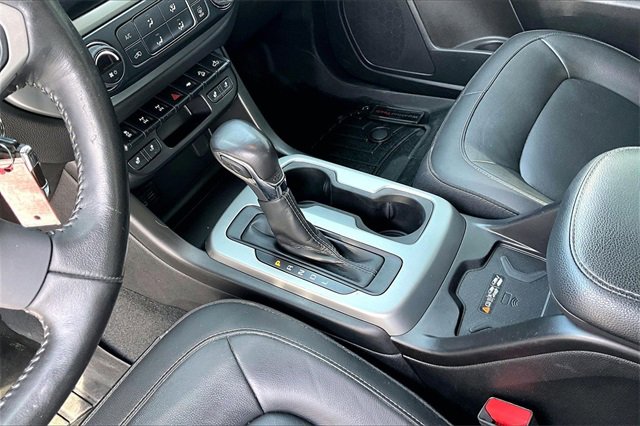 Used 2022 Chevrolet Colorado ZR2 w/ ZR2 Dusk Special Edition image 14