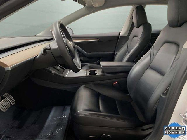 Used 2023 Tesla Model 3 Performance image 16