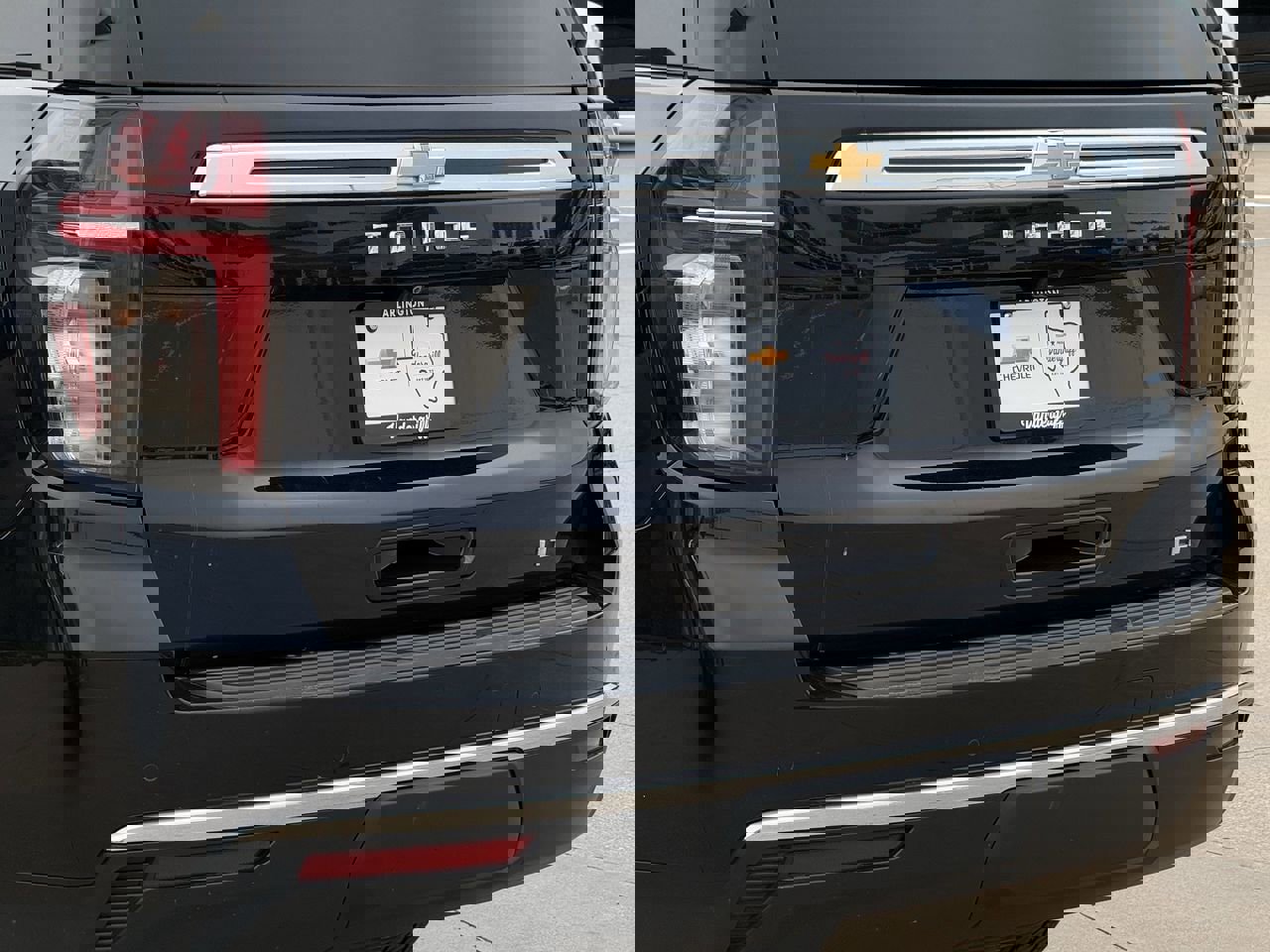 Used 2022 Chevrolet Tahoe LT w/ Luxury Package image 6