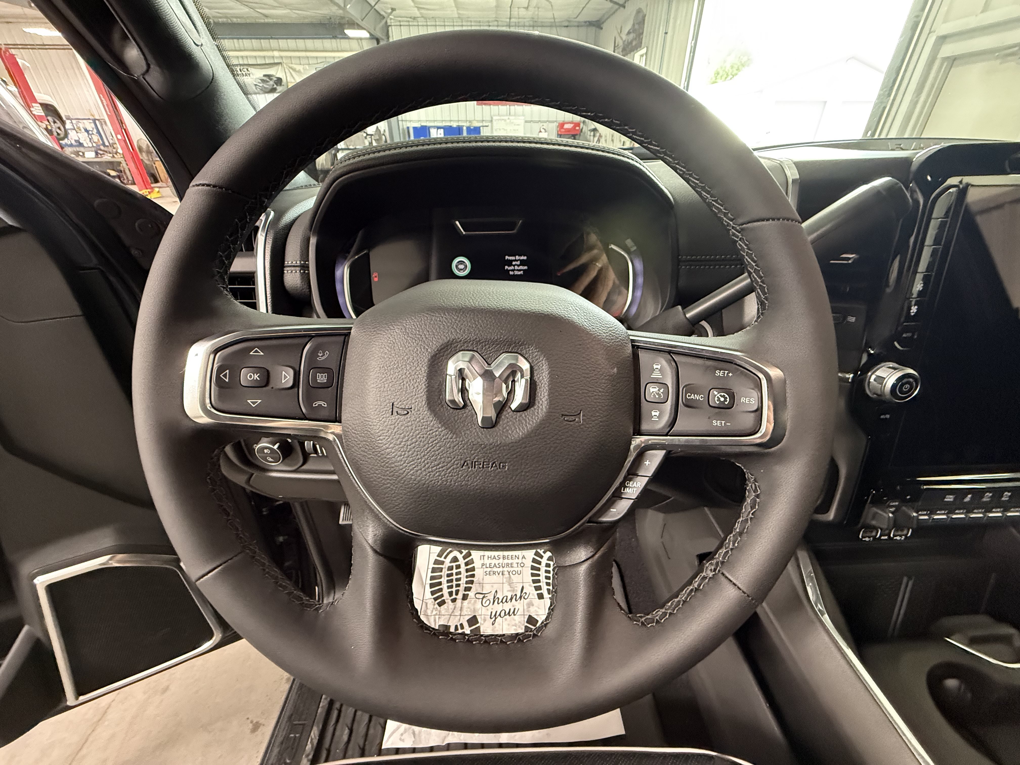 New 2026 RAM 2500 Laramie AWD/4WD image 23