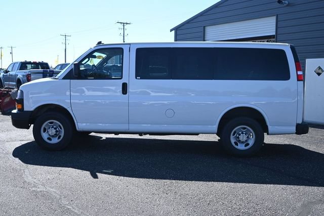 Used 2023 Chevrolet Express 3500 LS RWD image 8