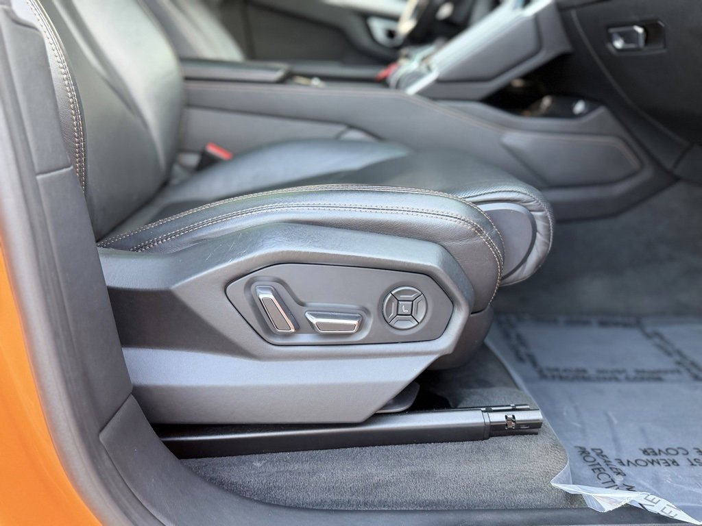 Used 2021 Lamborghini Urus image 36