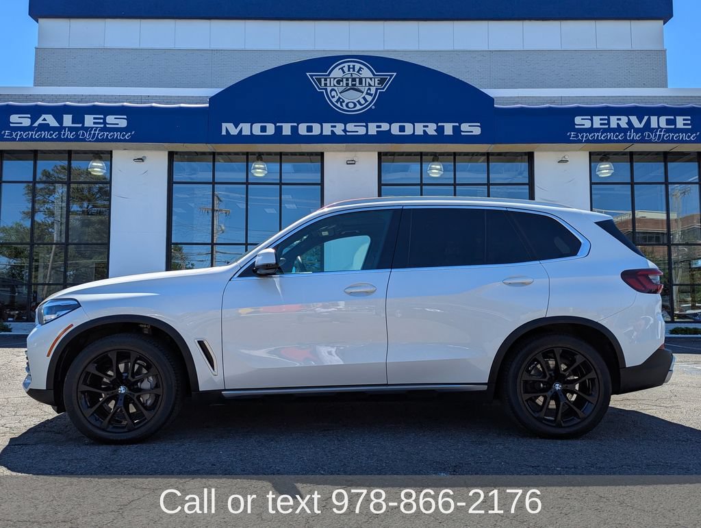 Used 2021 BMW X5 xDrive40i w/ Premium Package AWD/4WD image 1