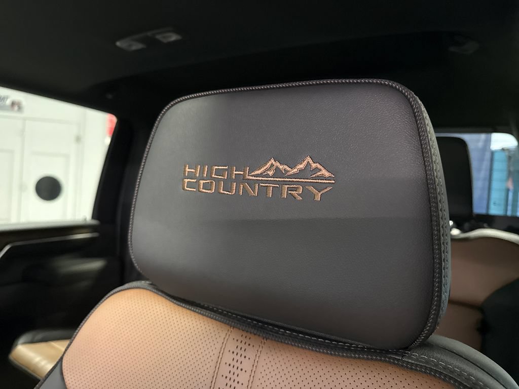 New 2026 Chevrolet Silverado 3500 High Country w/ High Country Premium Package AWD/4WD image 33
