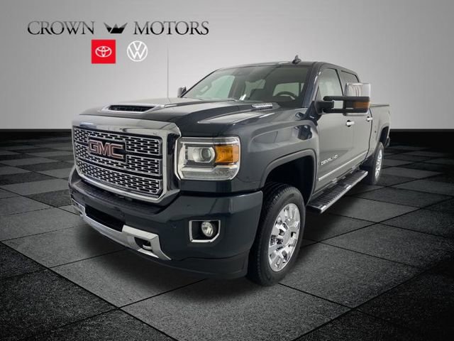 Used 2018 GMC Sierra 2500 Denali w/ Duramax Plus Package image 3