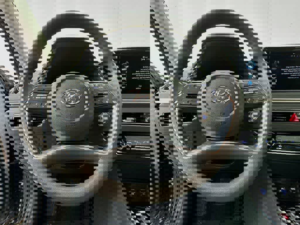 Used 2023 Hyundai Sonata SEL image 14