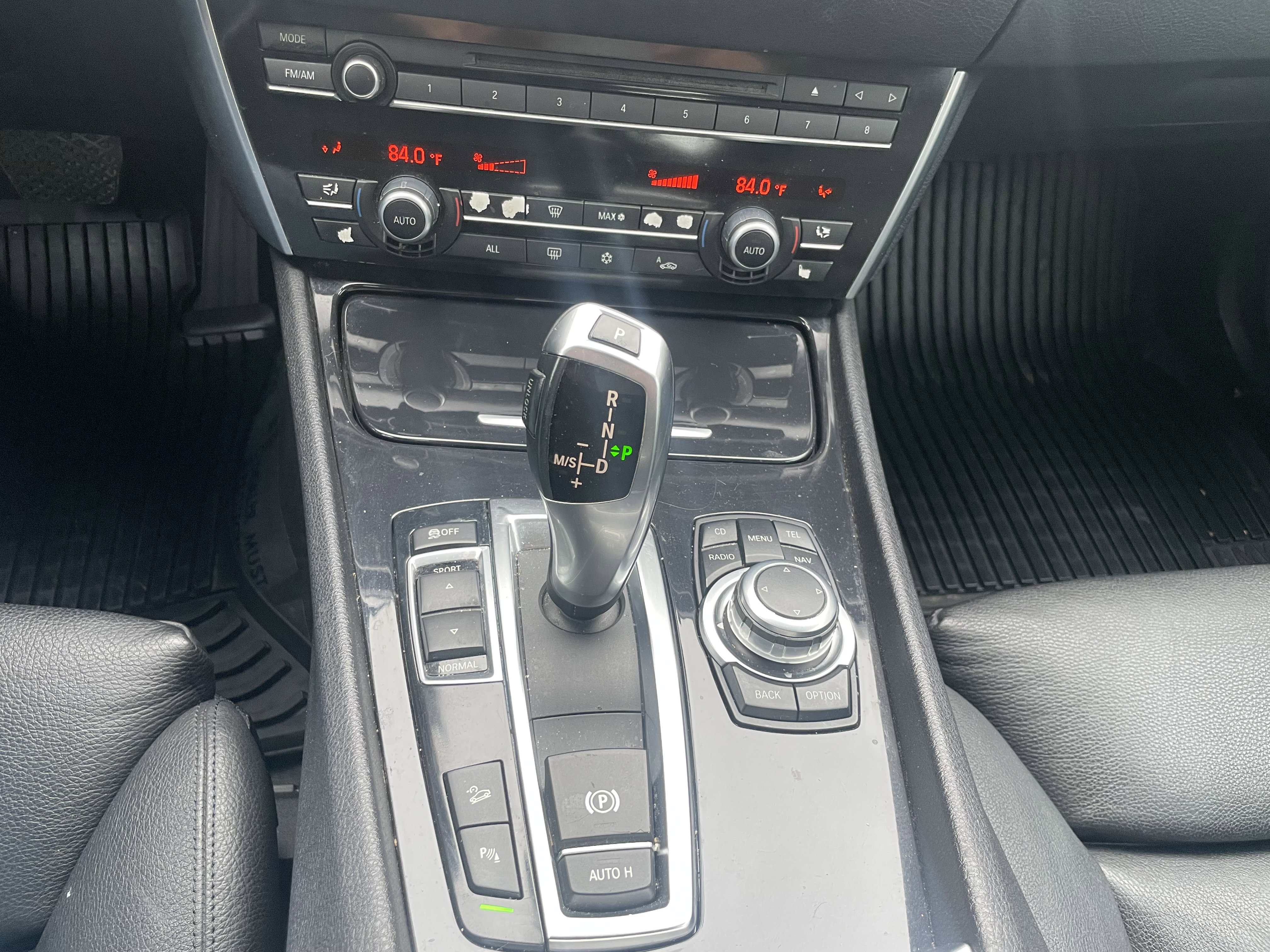 Used 2011 BMW 535i xDrive image 16