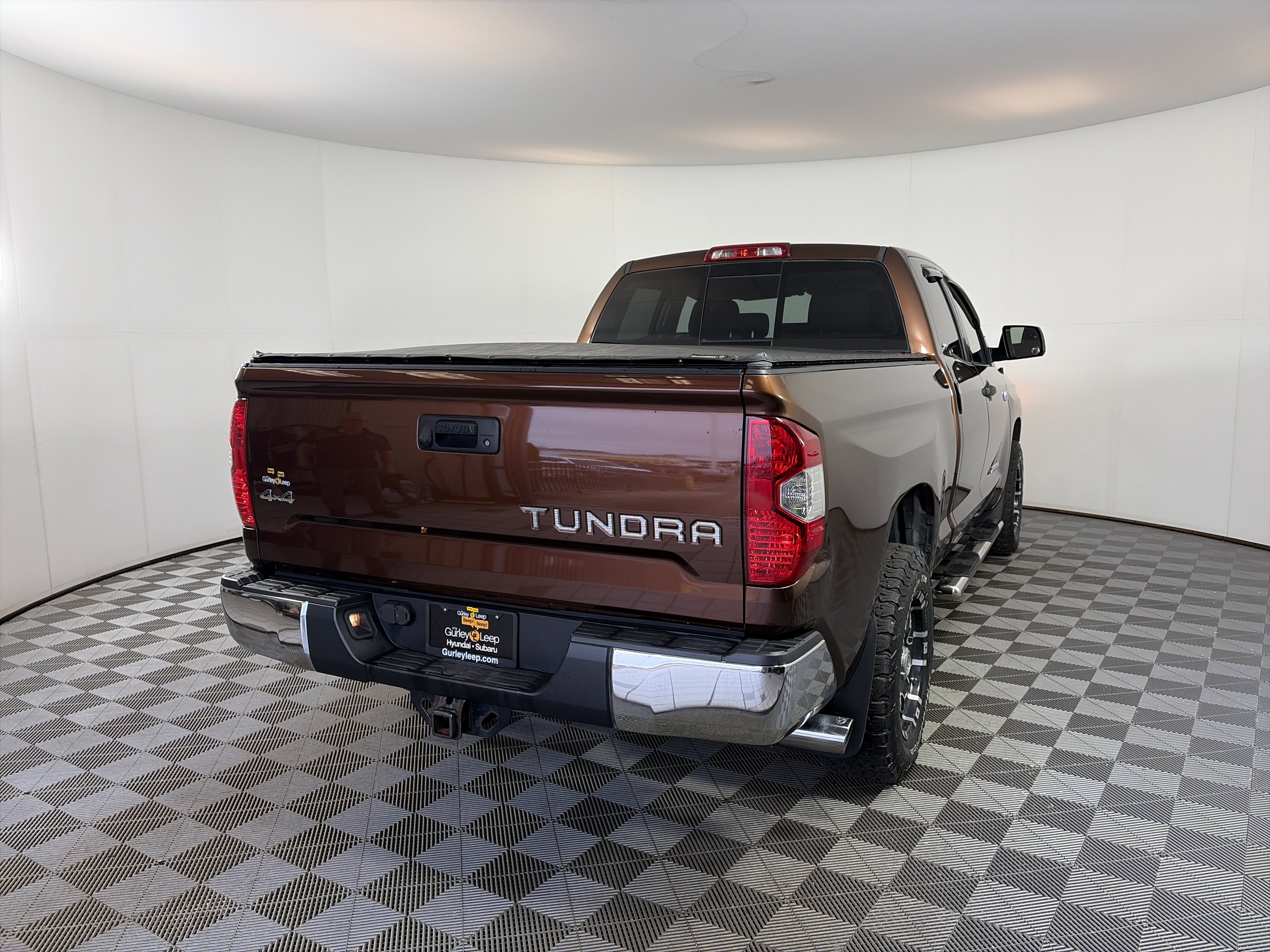 Used 2017 Toyota Tundra SR5 image 10