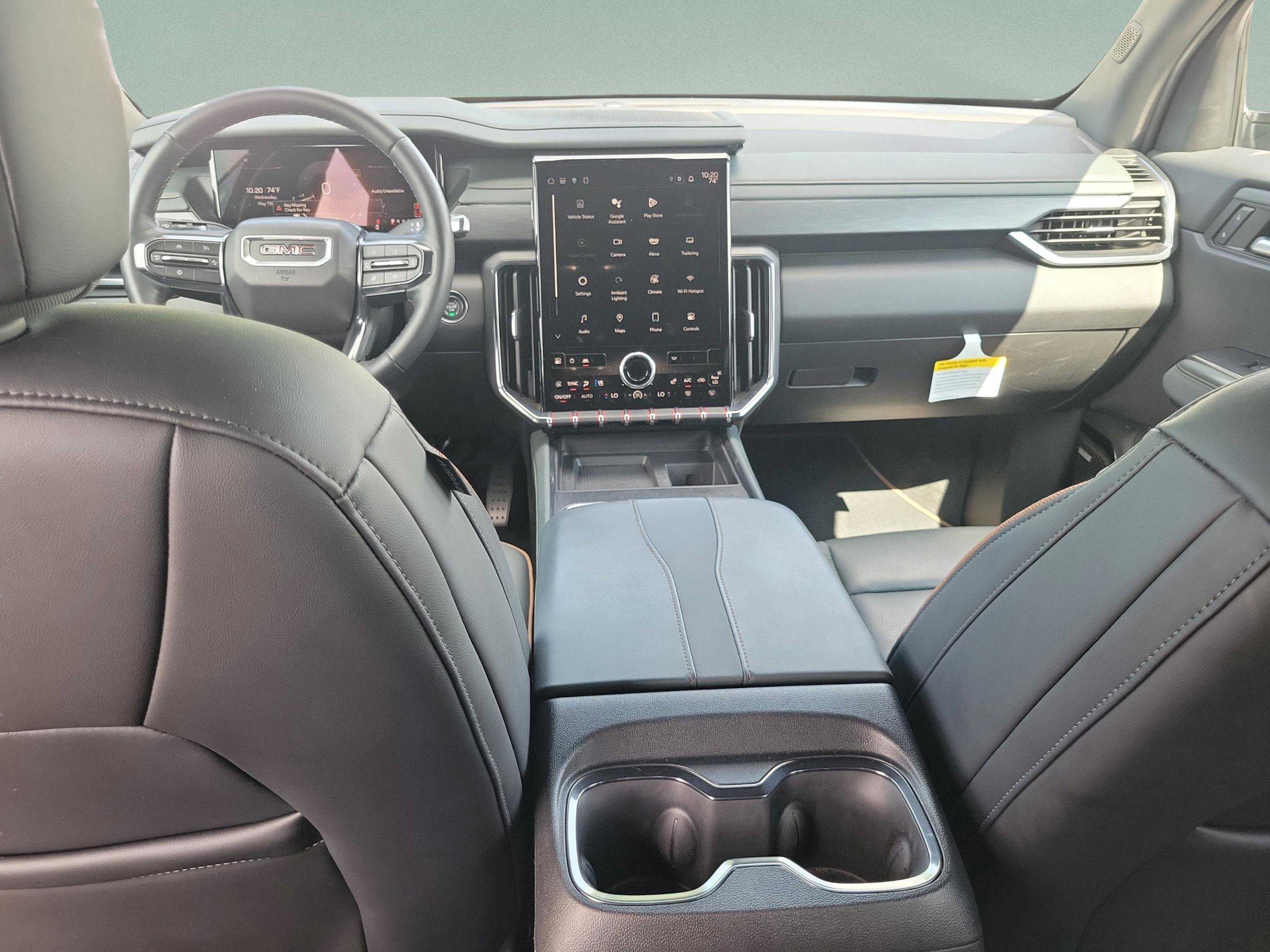 Used 2024 GMC Acadia AT4 w/ Luxury Package AWD/4WD image 7