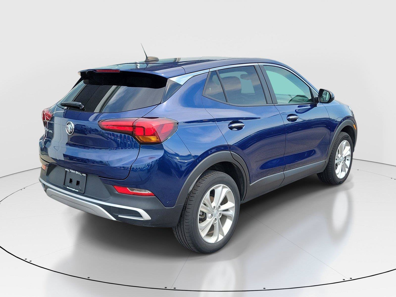 Used 2023 Buick Encore GX Preferred w/ Cold Weather Comfort Package AWD/4WD image 4