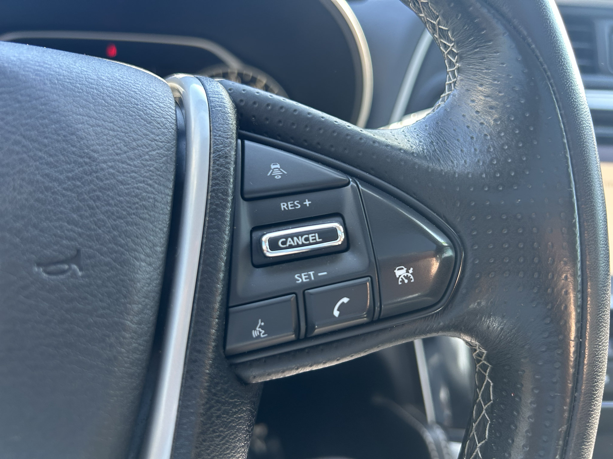 Used 2016 Nissan Maxima Platinum FWD image 13