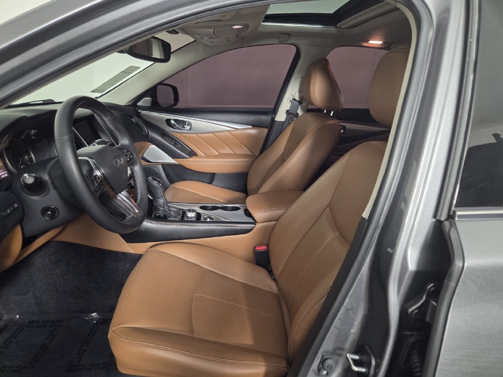 Used 2023 INFINITI Q50 Luxe w/ Cargo Package RWD image 9