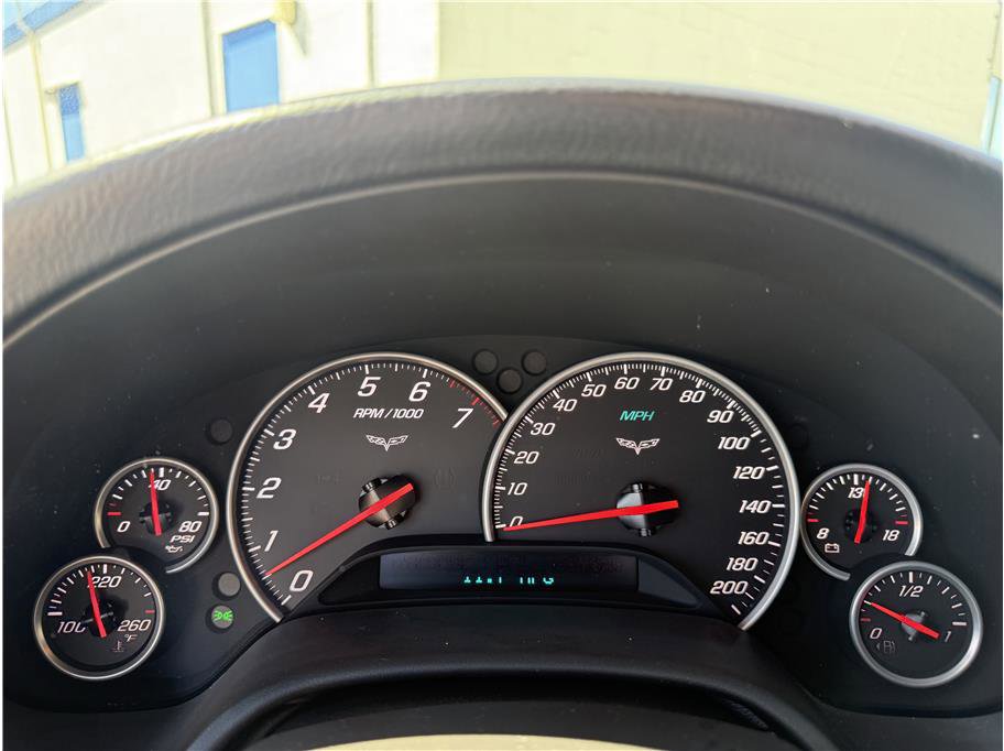 Used 2005 Chevrolet Corvette Coupe w/ Preferred Equipment Group image 25
