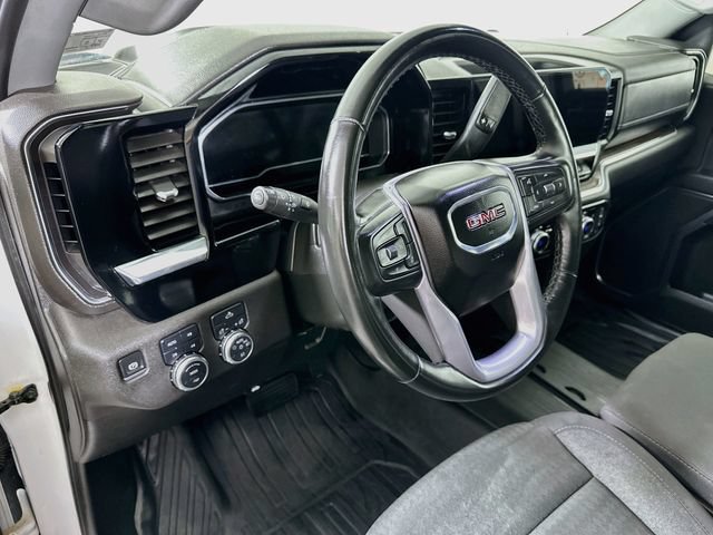 Used 2024 GMC Sierra 1500 Elevation AWD/4WD image 11
