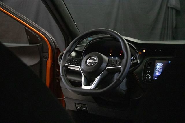 Used 2022 Nissan Kicks SR image 14