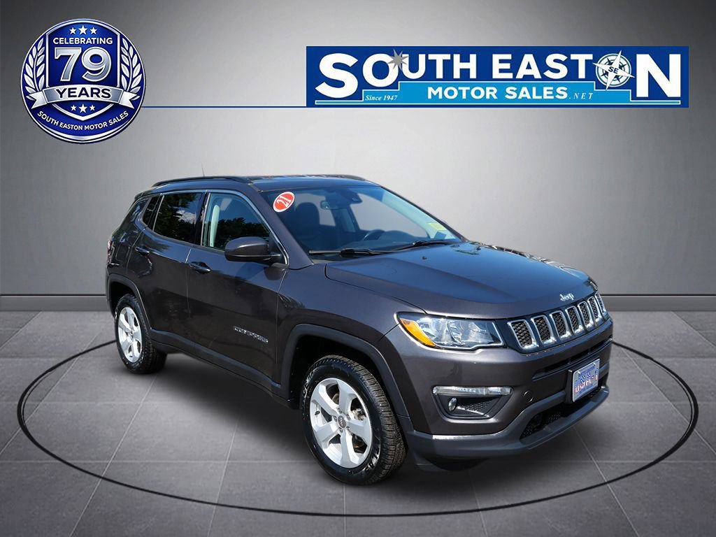 Used 2021 Jeep Compass Latitude w/ Driver Assistance Group AWD/4WD image 2