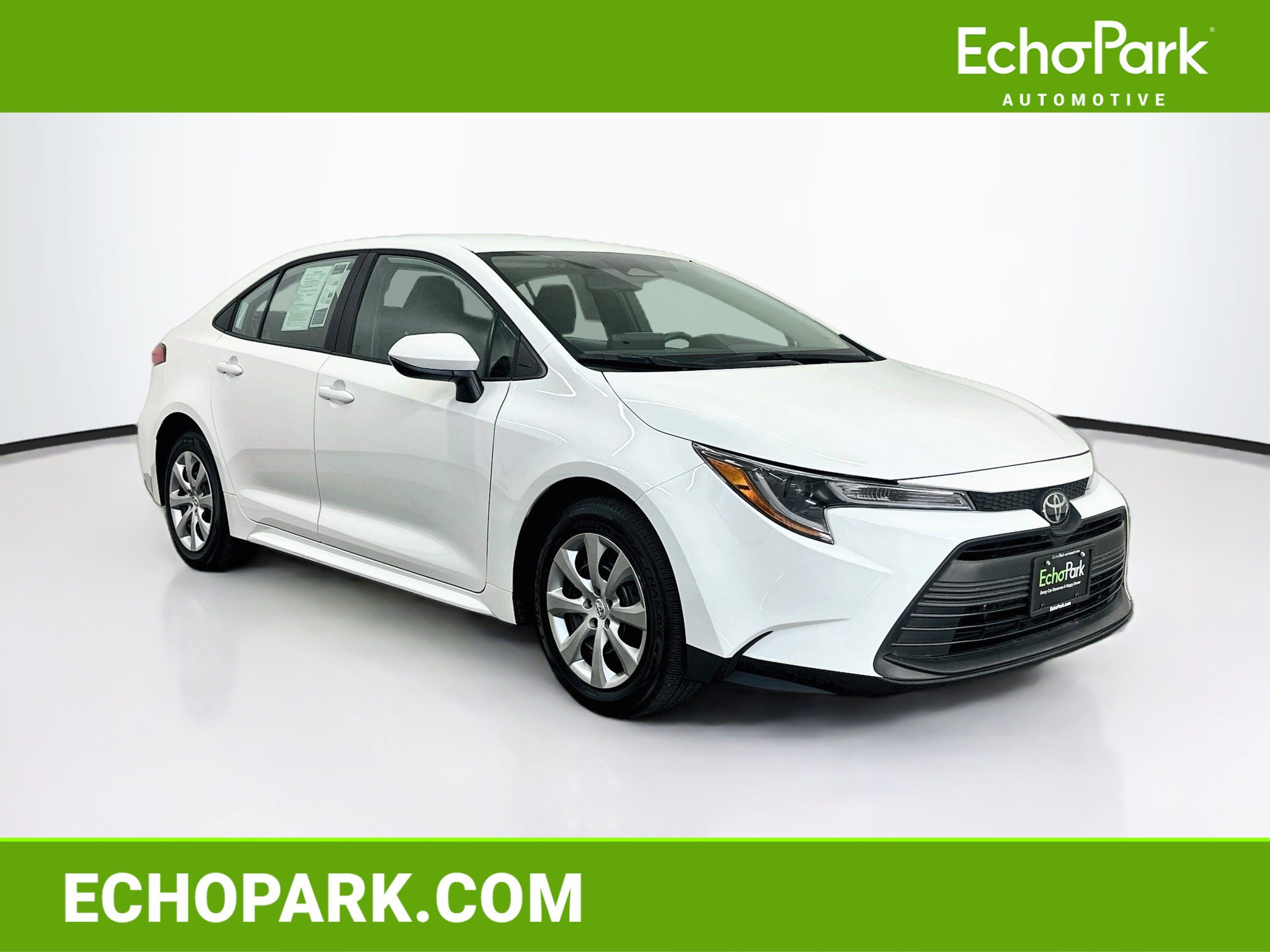 Used 2026 Toyota Corolla LE FWD image 1
