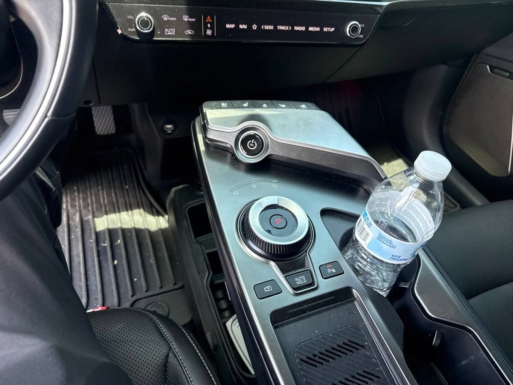 Used 2024 Kia EV6 Wind w/ Wind Technology Package AWD/4WD image 13