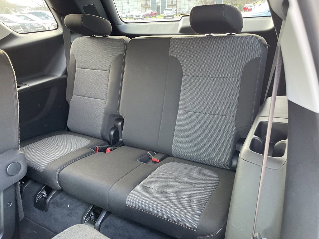 Used 2021 Chevrolet Traverse LT image 44
