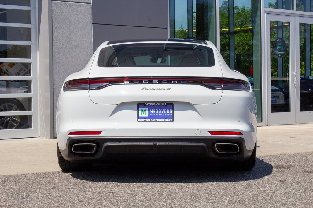 Used 2022 Porsche Panamera 4 w/ Premium Package image 9