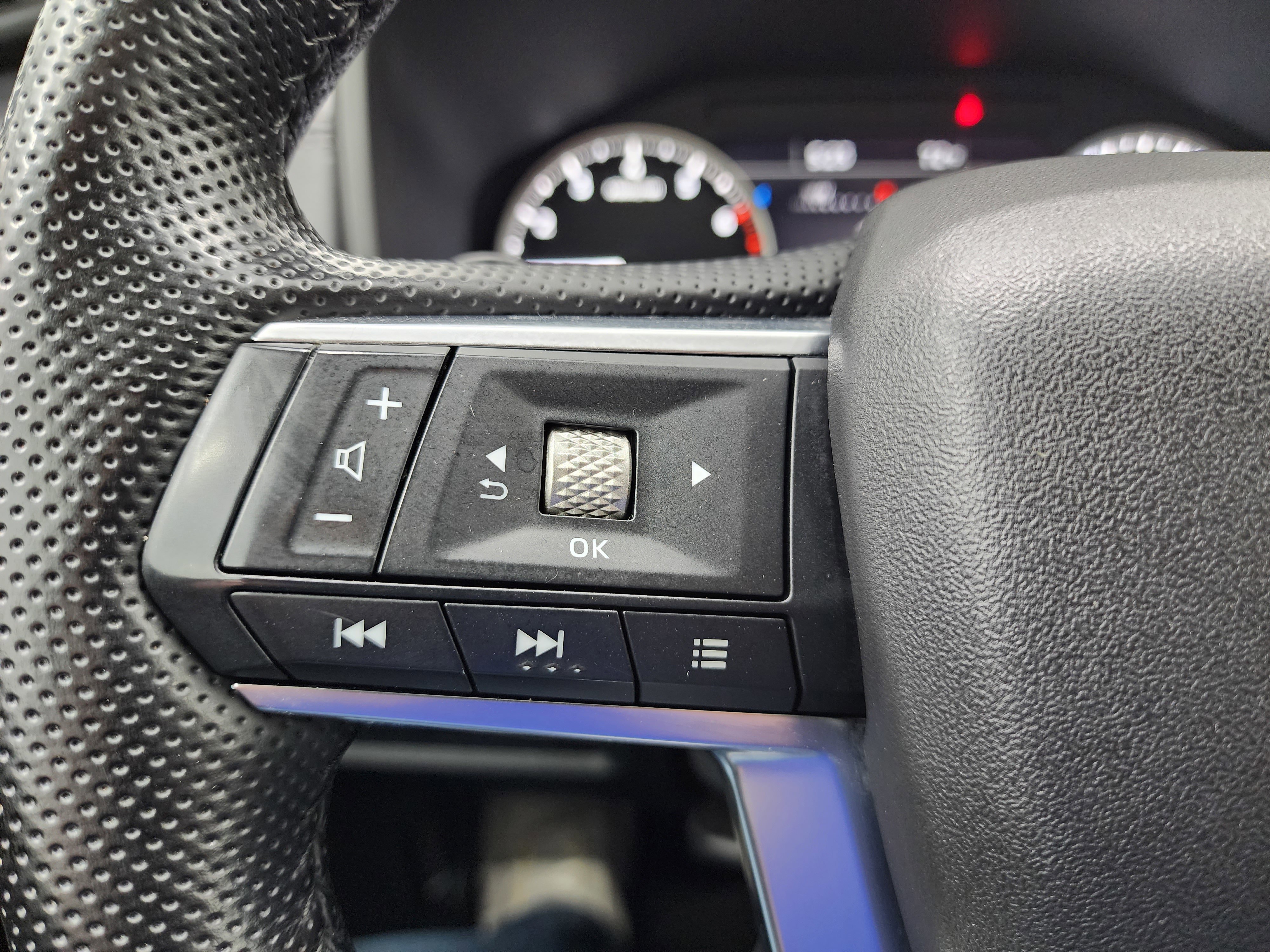 Used 2022 Mitsubishi Outlander SE AWD/4WD image 19