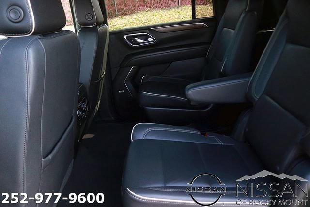 Used 2023 Chevrolet Suburban Premier RWD image 15