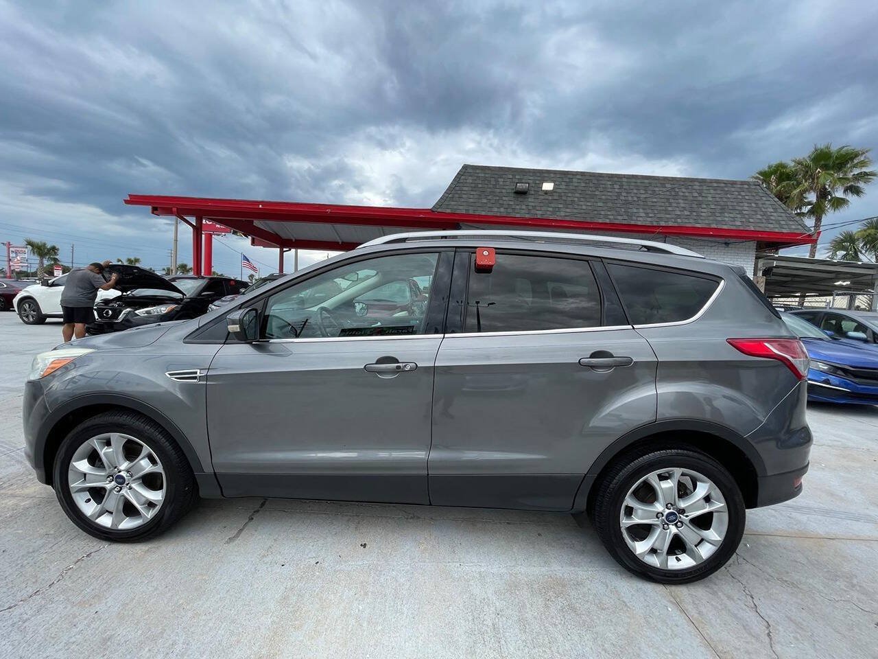 Used 2014 Ford Escape Titanium AWD/4WD image 5