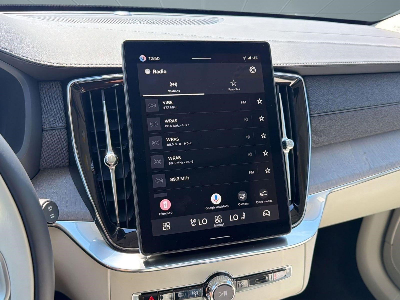 New 2026 Volvo XC90 T8 Ultra w/ Protection Package image 23