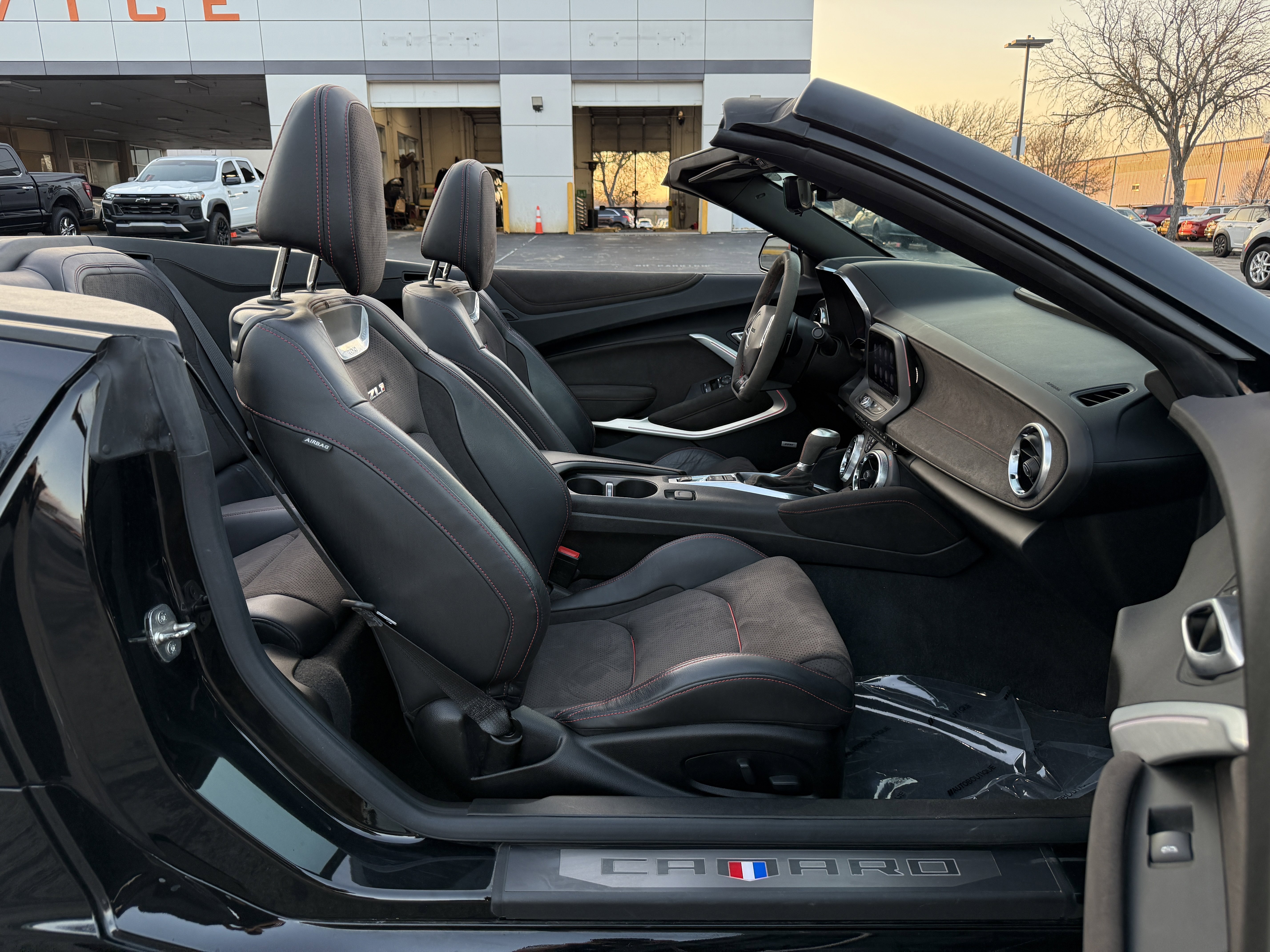 Used 2022 Chevrolet Camaro ZL1 image 31