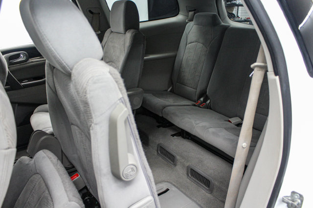 Certified 2016 Buick Enclave Convenience FWD image 17