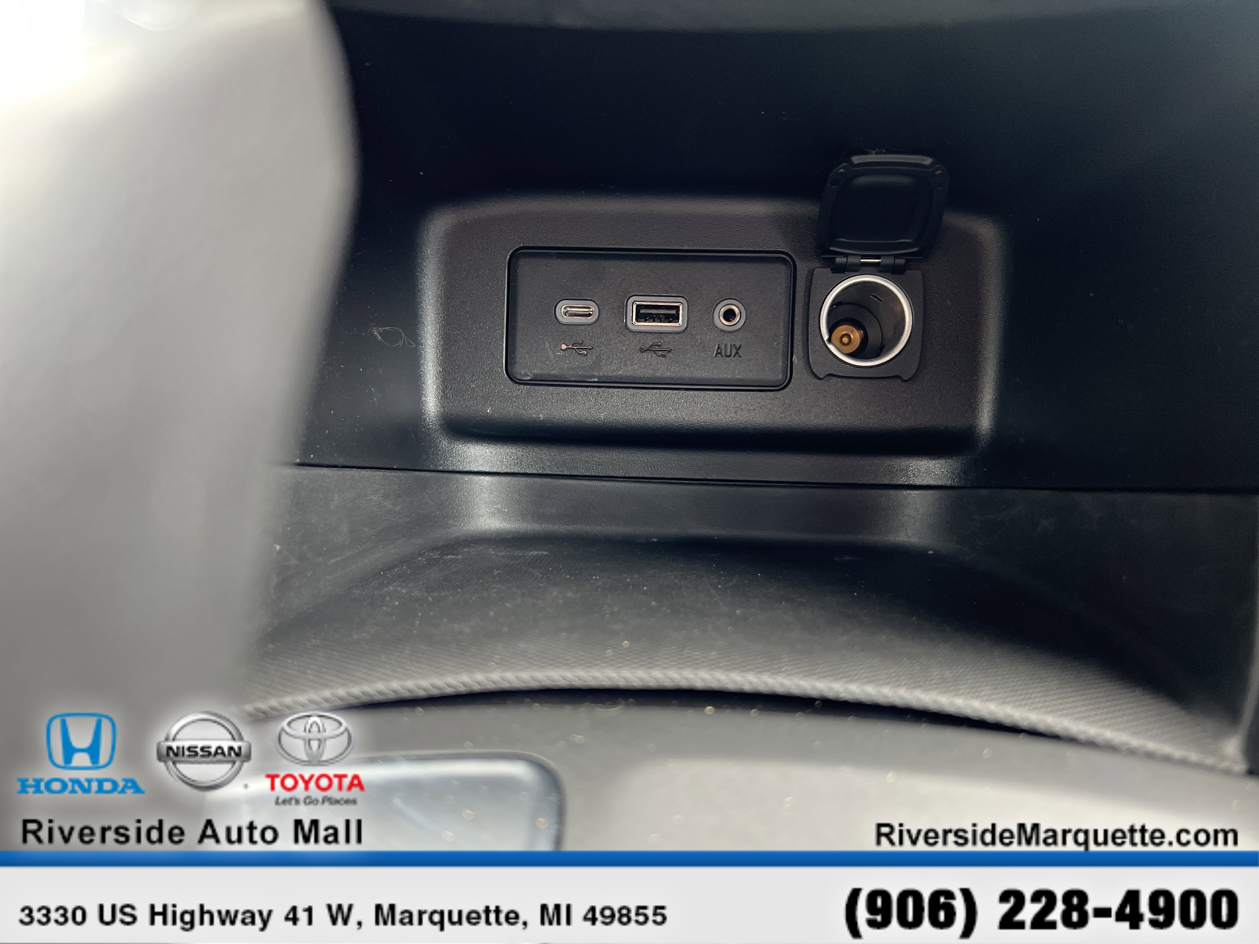 Used 2019 Chevrolet Equinox LT image 18