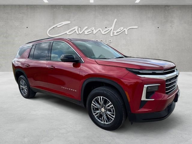 Certified 2024 Chevrolet Traverse LT w/ Trailering Package image 2