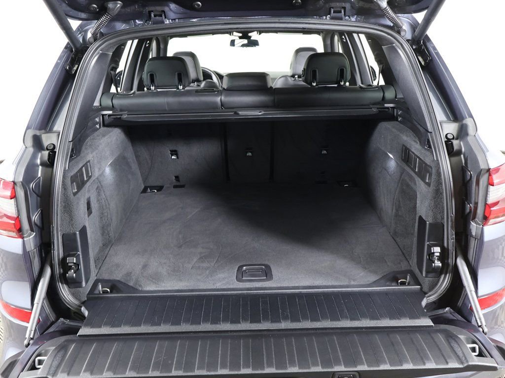 Used 2021 BMW X5 xDrive40i AWD/4WD image 21