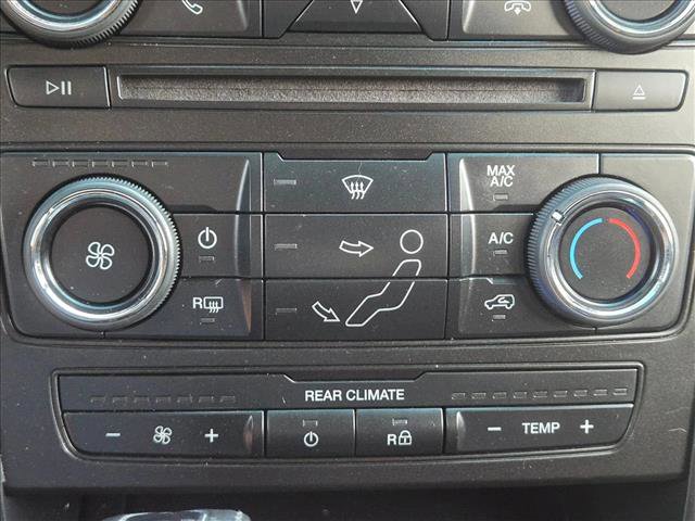 Used 2017 Ford Explorer XLT image 14