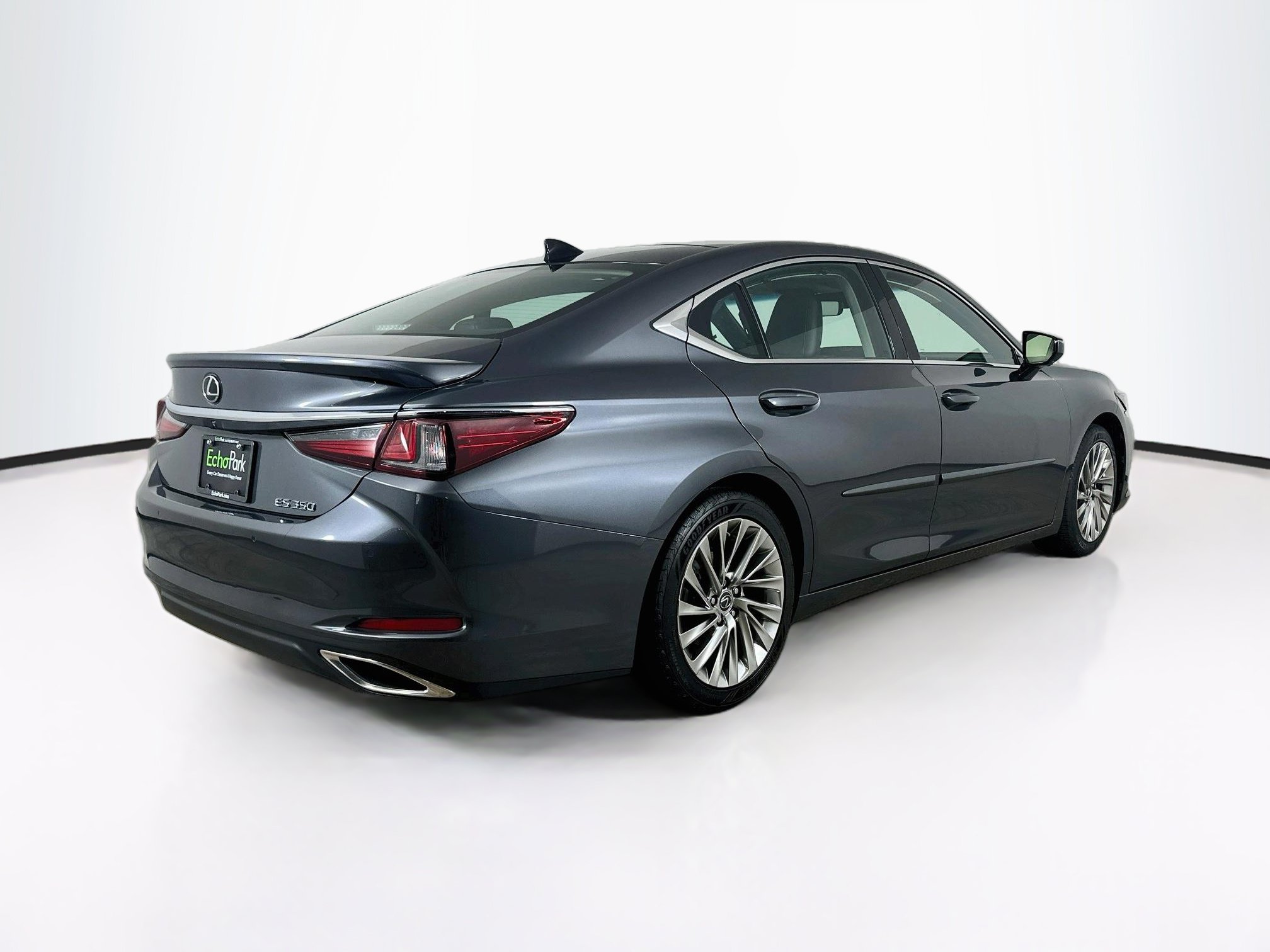 Used 2022 Lexus ES 350 Ultra Luxury w/ Accessory Package 2 FWD image 9