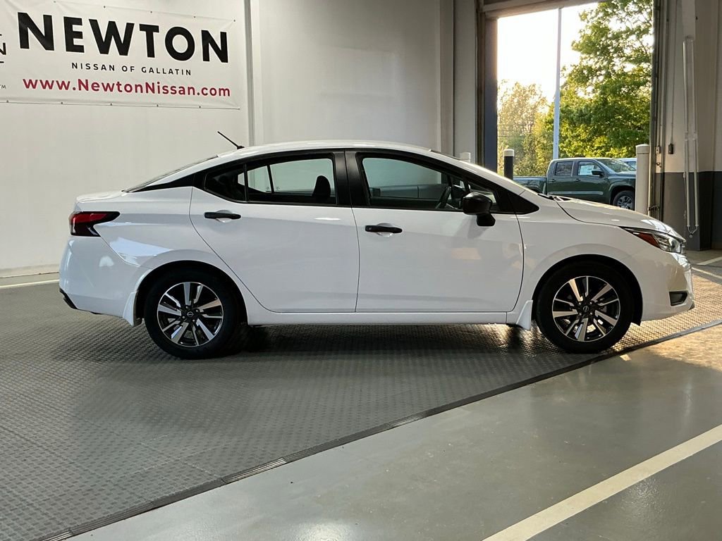 Used 2025 Nissan Versa S w/ S Plus Package image 8