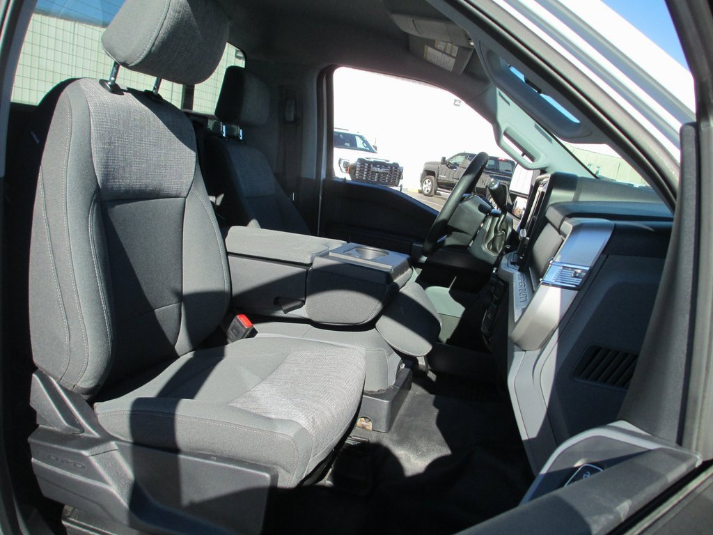 Used 2024 Ford F350 XLT w/ Snow Plow Prep Package image 16