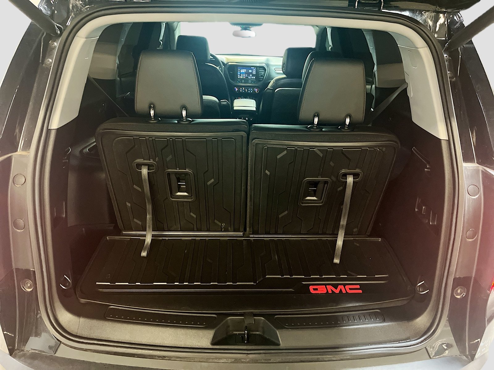 Used 2023 GMC Acadia AT4 w/ Trailering Package AWD/4WD image 27