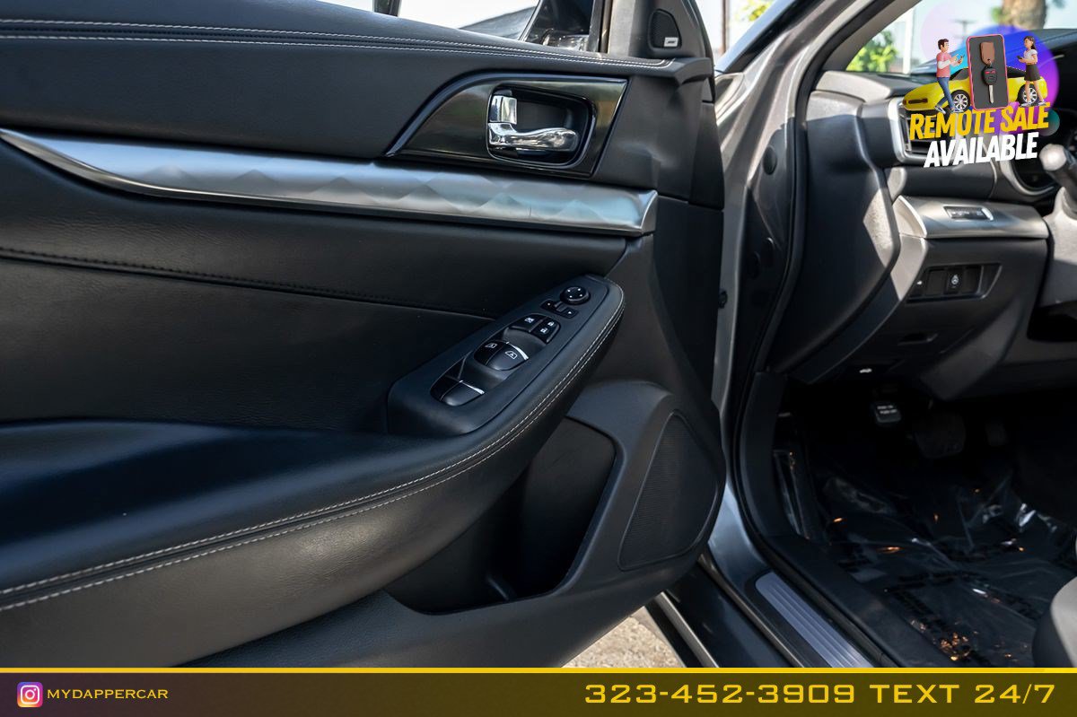 Used 2019 Nissan Maxima 3.5 SL w/ Floor Mat Group FWD image 12