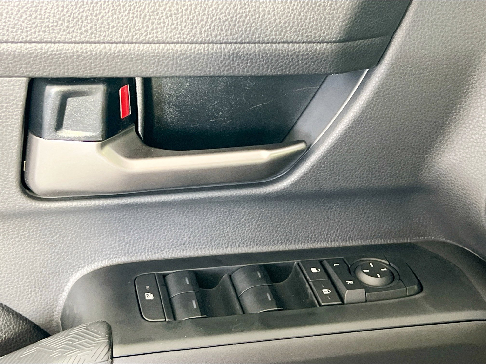 New 2025 Toyota Tacoma TRD Off-Road image 16