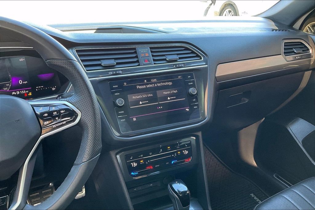 Used 2024 Volkswagen Tiguan SE R-Line image 9