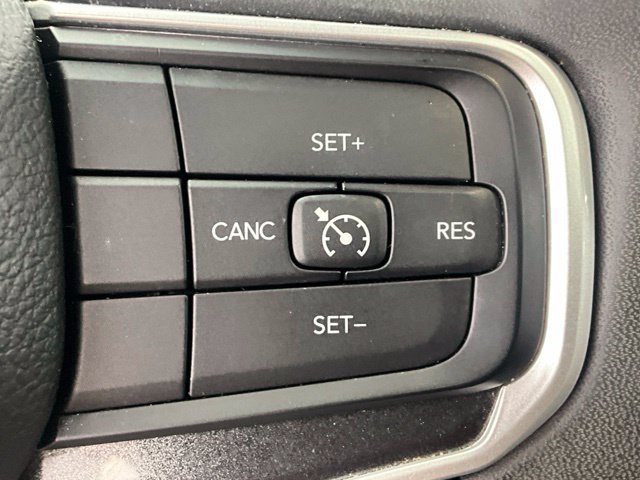 Used 2023 Jeep Wagoneer 4WD w/ Premium Group I image 26