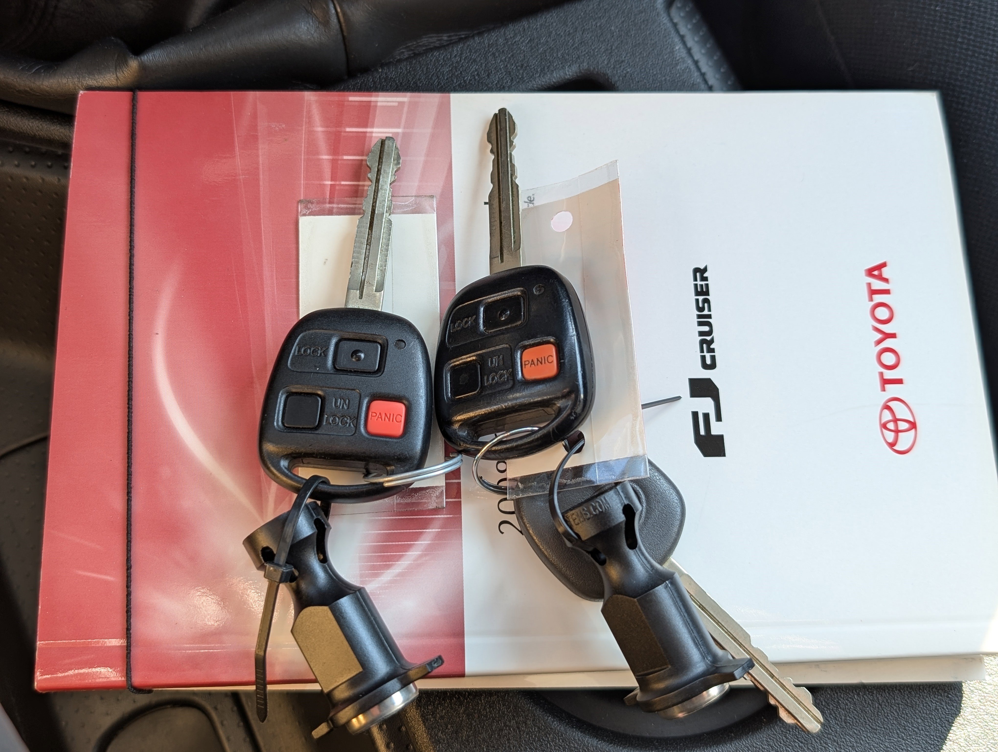 Used 2008 Toyota FJ Cruiser 4WD image 30