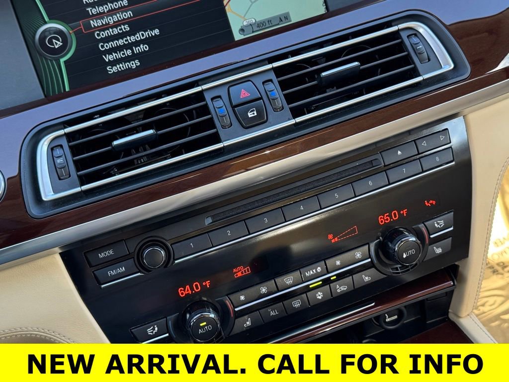 Used 2011 BMW 750Li w/ Luxury Rear Seating Pkg image 29